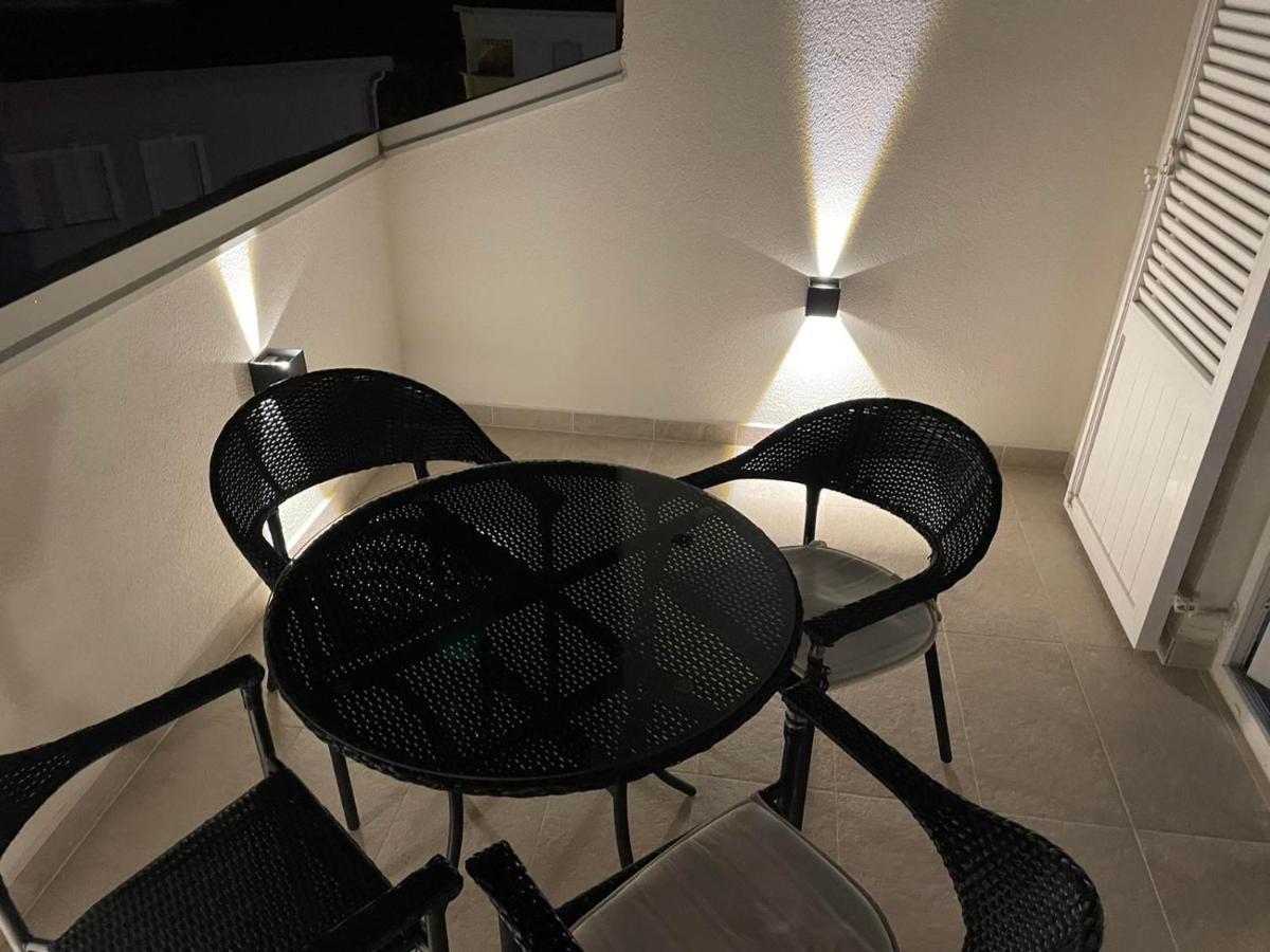 Luxury Honeymoon Apartment Selce
